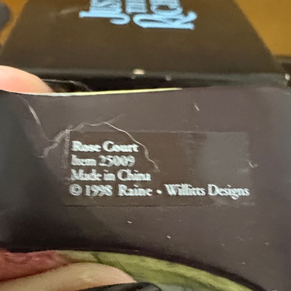 Just The Right Shoe Rose Court Multicolor Heels - Picture 5 of 5